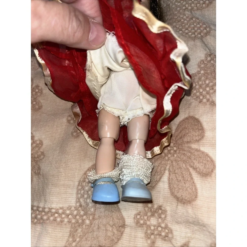 vintage  Sleepy Eyed Jointed vogue ginny‎ doll  , Tulle Skirt bkw